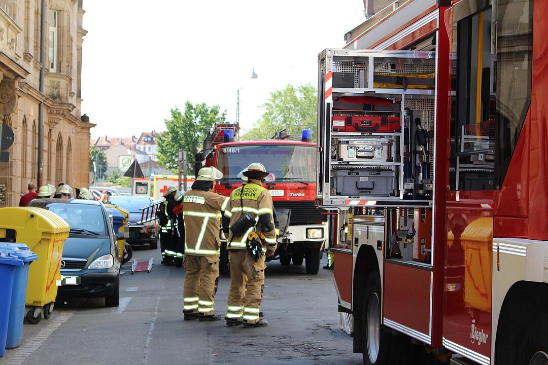 Fürth: Brand auf dem Dach des Landesamtes für Statistik