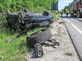 Vier Menschen kamen bei dem Unfall zu Schaden.  Foto: News5/Merzbach