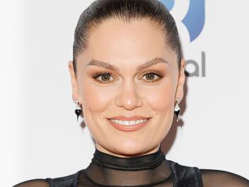 Im Juni 2025 wurde bei Jessie J Brustkrebs festgestellt.