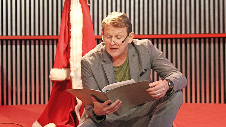 Florian Walter liest Weihnachtliches.