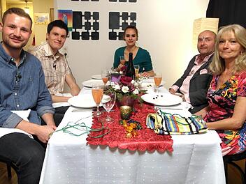 Beim perfekten Dinner in Bamberg machte Carsten den Anfang - mit unfairen Mitteln. Foto: Vox/ITV Studios