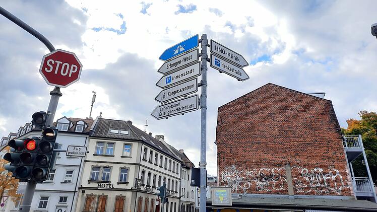 Erlangen: Anschlussstelle der A73 zeitweise voll gesperrt - Hauptverkehrsader der Stadt wird saniert