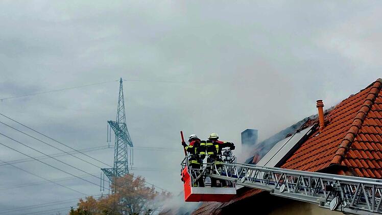 Redwitz: Brand zerstört Haus von Großfamilie - jetzt will Dorfgemeinschaft helfen