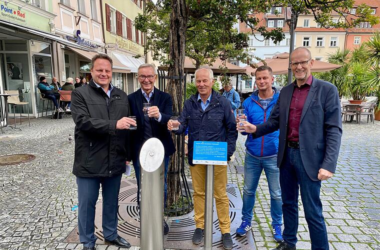Kulmbach: Stadt eröffnet Trinkwasserbrunnen am Marktplatz - "müssen handeln"
