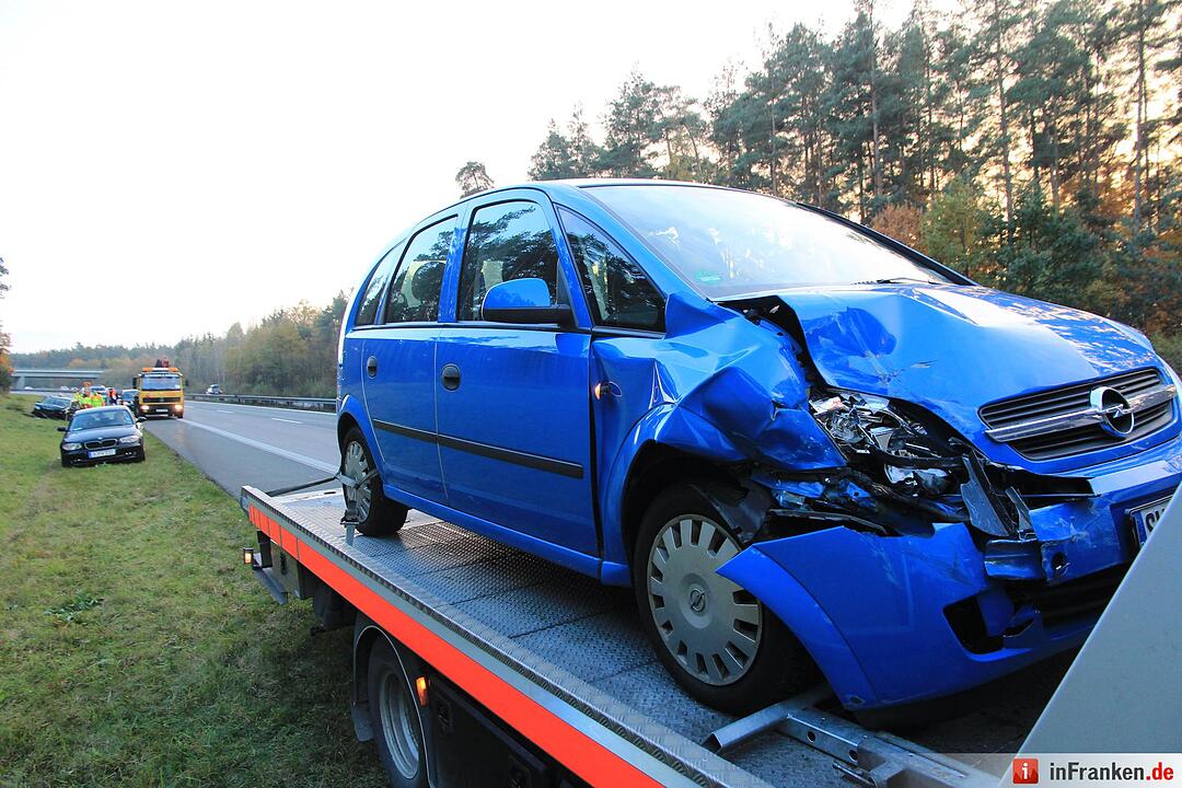 Kollision auf A73 bei Bamberg- Fahrer schwer verletzt