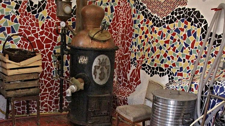 Kunterbunt: Die Brennerei der "Wunderlich & Son Distillery" MaroldsweisachWill
