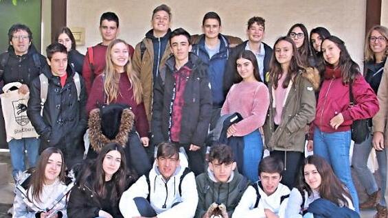 Die Austauschschüler aus Spanien mit ihren Lehrern sowie dem Eberner Bürgermeister Jürgen Hennemann und der Eberner Lehrerin Rebecca Häublein (beide von rechts)  Fotos: Helmut Will