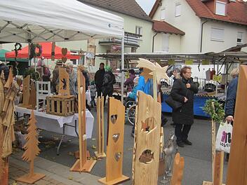 Besonders schöne Deko gibt es auf dem Herbstmarkt in Hirschaid.   Fotos: Andrea Spörlein