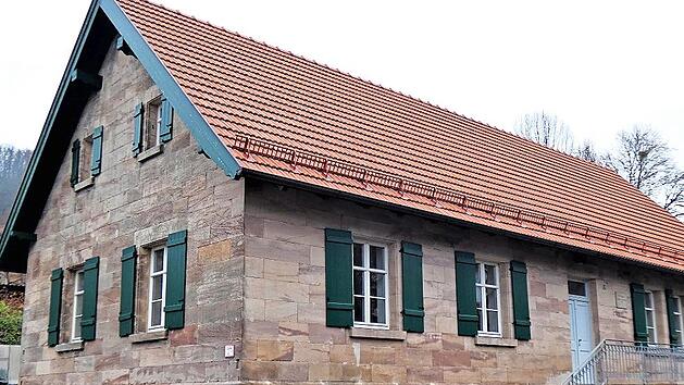 Unter dem Dach des Rathauses in Fölschnitz soll das Gemeindearchiv untergebracht werden.