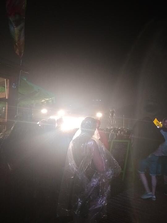 Rock im Park im Regen: Umwetter während Ärzte-Konzert