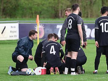 Nach schwerer Verletzung: Spielabbruch in Oberlangenstadt