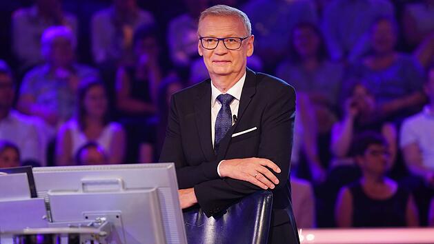 G&uuml;nther Jauch f&uuml;hrt auch durch die 28. Staffel der noch immer beliebten Quizshow "Wer wird Million&auml;r?" bei RTL.