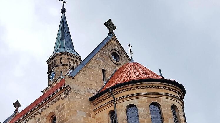 Die evangelische Kirche ist im neuromanischen Stil erbaut und wurde 1910 eingeweiht. Jetzt erhält sie zum dritten Mal neue Glocken.