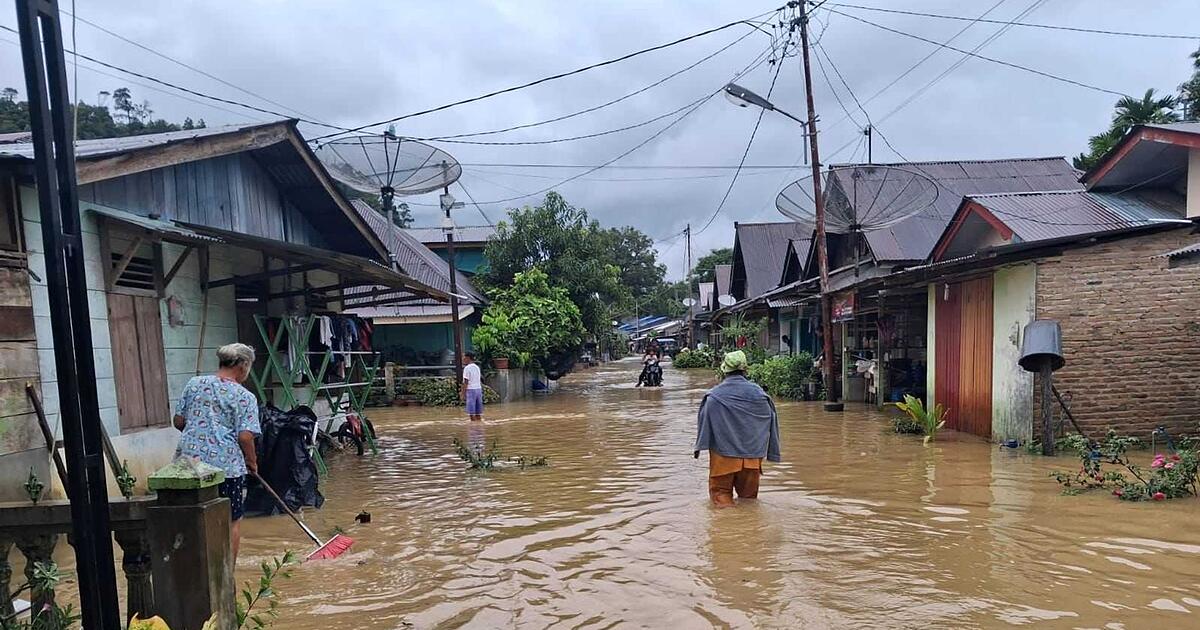 Flut-Drama-in-S-dthailand-auch-Teile-Sumatras-unter-Wasser