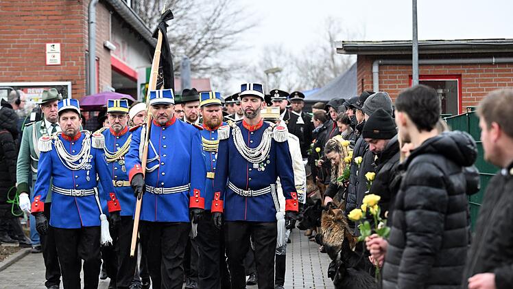 Gewaltsamer Tod von Yosef - Trauerfeier