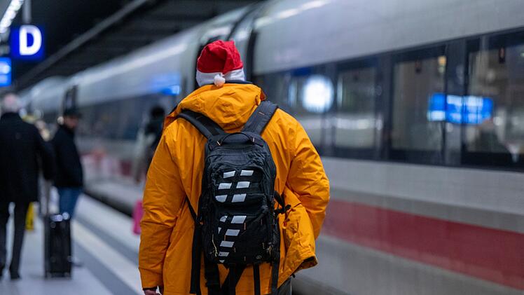Reiseverkehr vor Weihnachten - Berlin
