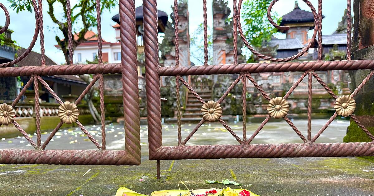 Streit-um-Glasaufzug-spaltet-Bali-Baustopp-auf-Nusa-Penida