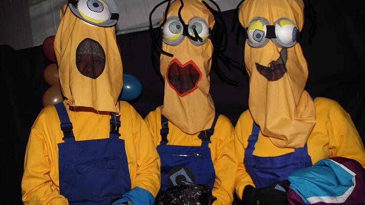 Von einem anderen Stern waren diese drei Maskierten sicherlich nicht.