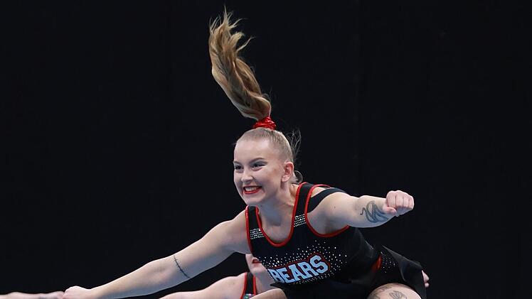 Erfolgreicher Cheerleading-Auftritt: Bamberger Lucky Bears mit Meistertitel und wichtiger Qualifikation