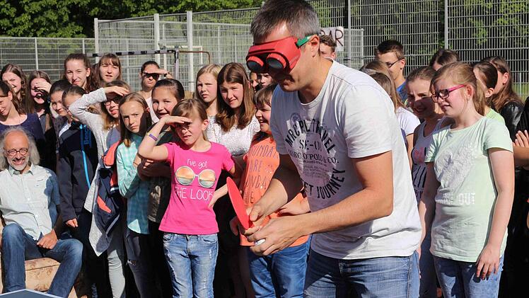 Beim Abi-Scherz wurden die Lehrer aufs Korn genommen. Foto: Isabel Dill