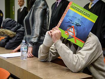 F&uuml;nf M&auml;nner wurden nach dem grausamen Tod einer Frau verurteilt worden. Nach einer Grillfeier hatten die M&auml;nner die Frau get&ouml;tet und verscharrt.  Foto: Matthias Balk/dpa