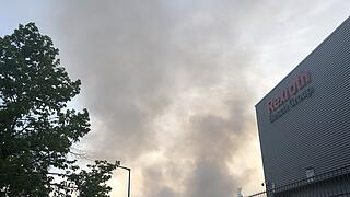 Großbrand in Nürnberg: Rauchwolken ziehen über die Stadt
