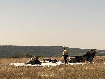 Auf einem Flugplatz in Würzburg ist ein Flugzeug verunglückt. Symbolfoto: Nord-West-Media/dpa