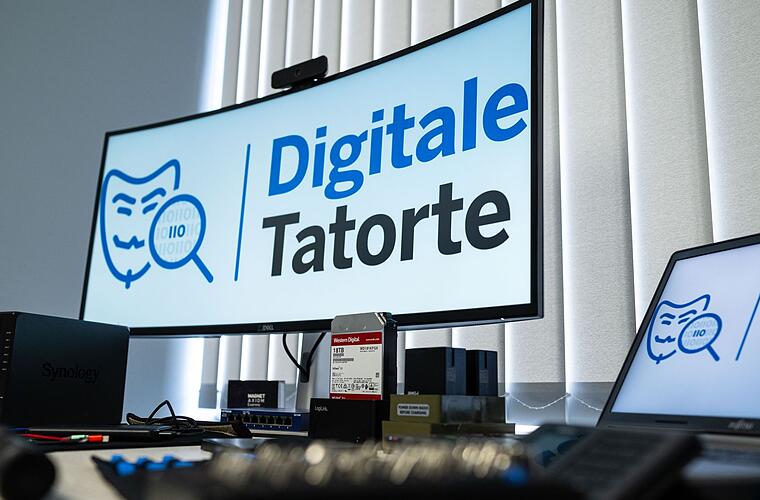 Schwarzbuch: Warnung vor Betrugswelle in sozialen Medien