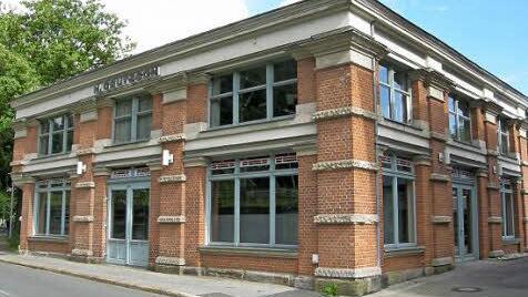 Zu den führenden Wirtschaftsbetrieben im Coburg des späten 19. Jahrhunderts zählte die Karosseriefabrik Trutz mit dem heute noch erhaltenen Ausstellungsraum für exklusive Luxuswagen.