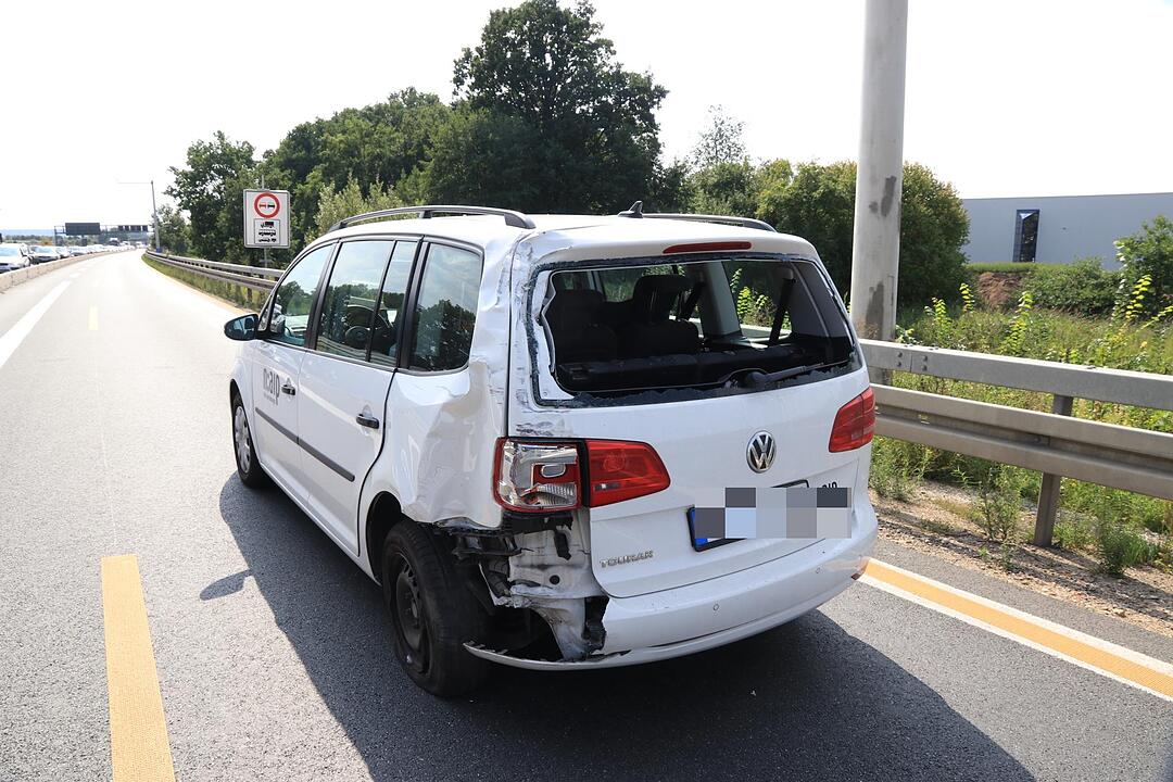 Unfall auf A73 legt den Verkehr um Forchheim lahm