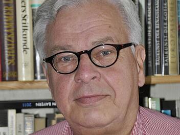 Jürgen Reinhardt wurde am Sonntagnachmittag in Schlüchtern zum neuen Rhönklub-Präsidenten gewählt. Foto: Marion Eckert