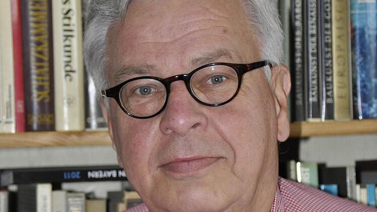 Jürgen Reinhardt wurde am Sonntagnachmittag in Schlüchtern zum neuen Rhönklub-Präsidenten gewählt. Foto: Marion Eckert