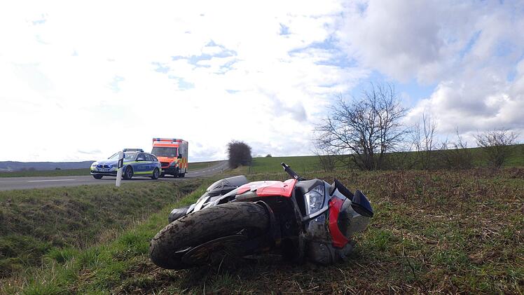 Der Biker verlor die Kontrolle &uuml;ber sein Motorrad. Foto: Polizei