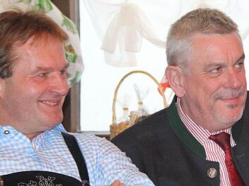 Martin Ruggaber, der Vorsitzende des SPD-Ortsvereins Coburg-Mitte, und Coburgs Zweiter Bürgermeister Norbert Tessmer.