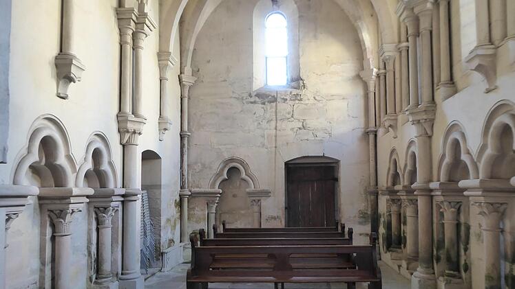 Die Ebracher Klosterkirche kennen viele. Doch waren Sie schon einmal nebenan in der Michaelskapelle? Andreas Reuß