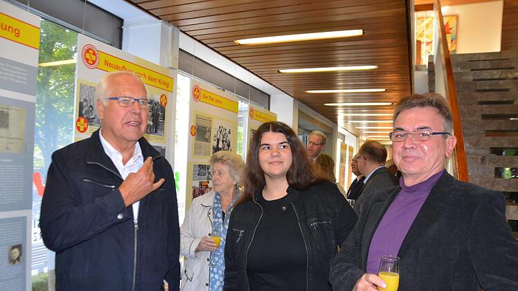 Wilhelm Müller (links) mit Carolina und Reinhard Heuer