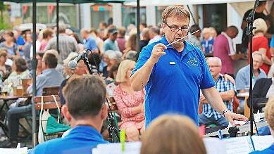 Das SaxOrchester der Bayerischen Musikakademie Hammelburg unter der Leitung von Kuno Holzheimer