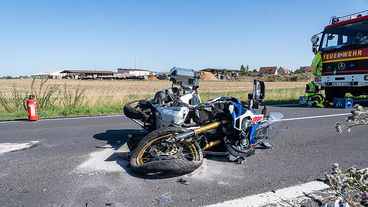 Kreis Schweinfurt: Heftiger Unfall im Gegenverkehr - mehrere Verletzte