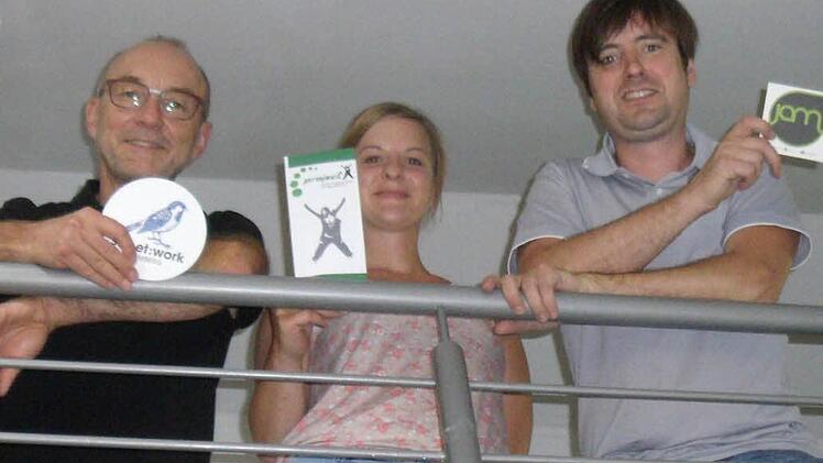 Lothar Riemer, Laura Galizia und Michael Gensner (v.l.) werben für einige iSo-Projekte. Foto: Anette Schreiber