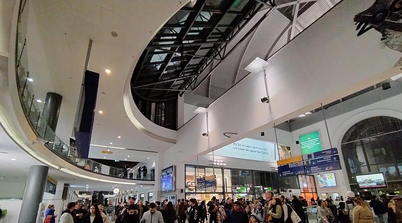 N&uuml;rnberg Hauptbahnhof Haupthalle