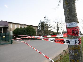 Zwei Tote in Güllebecken