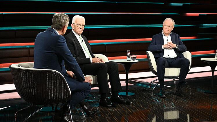 Neben Winfried Kretschmann (l.) war auch Stephan Weil, SPD-Politiker und Ex-Ministerpr&auml;sident von Niedersachsen, bei "Markus Lanz" zu Gast.