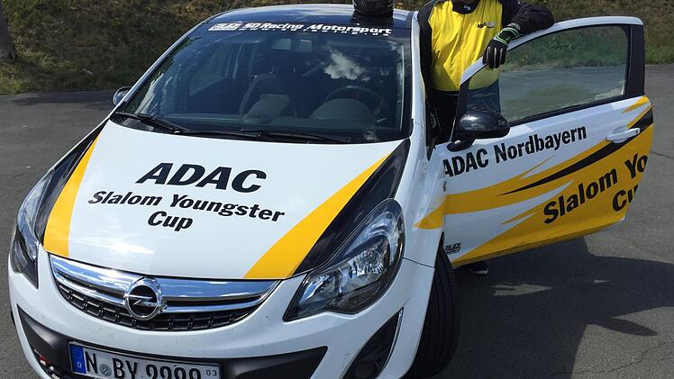 Maximilian Roider, Bayerischer Meister des ADAC Slalom Youngster Cup 2019 mit einem Opel Corsa.  Foto: Ludwig Deschner