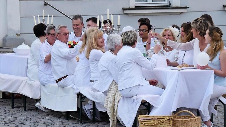 So wie bei diesem Test soll am 22. Juli der ganze Höchstadter Marktplatz erscheinen.  Foto: Sabine Gabler