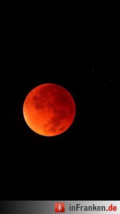Leserfotos: Blutmond über Franken