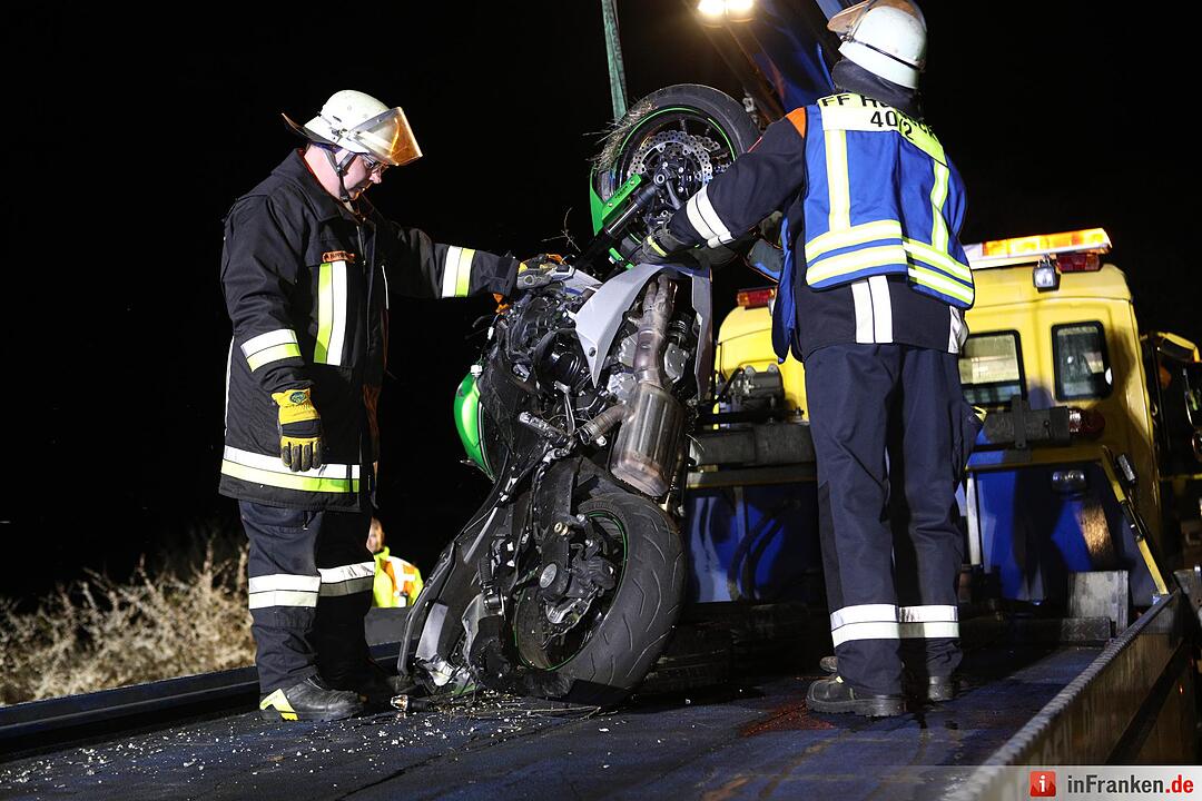 Kreis Roth: 38-Jähriger Motorradfahrer prallt gegen Leitplanke und stirbt