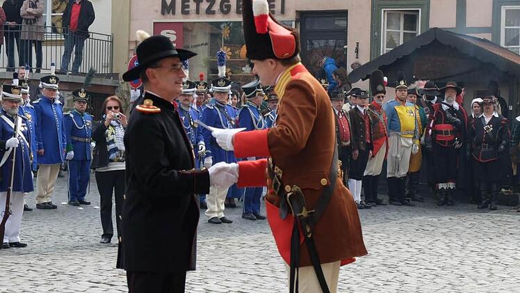 Der Hauptmann der B&uuml;rgerwehr K&ouml;nigsberg, Manfred Barfu&szlig;, wurde durch Landeshauptmann Oberst J&uuml;rgen V&ouml;lkl zum Major bef&ouml;rdert