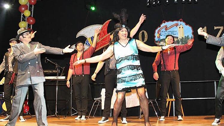 Emotion pur: Das Männerballett des Elferrats sorgte gleichermaßen für Gelache und Gekreische.  Fotos: Carmen Schwind