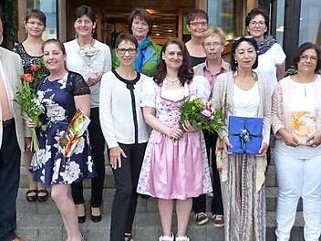 Die Landkreisbesten der Hauswirtschaft zusammen mit den Ehrengästen Foto: Klaus-Peter Wulf