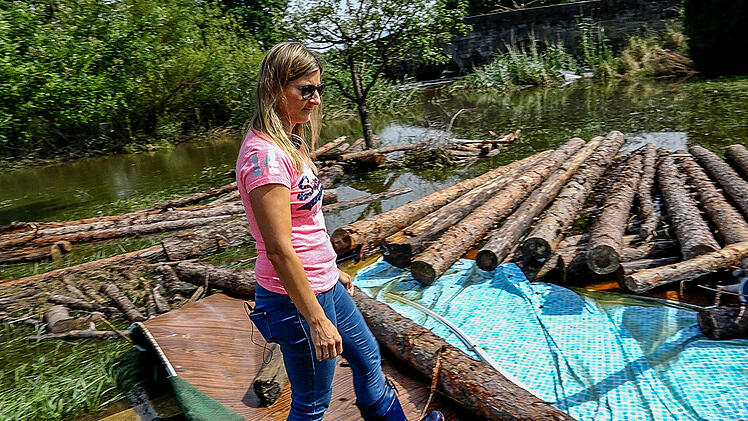 Adelsdorf: Nach Hochwasser - Anwohnerin berichtet vom Horror-Samstag